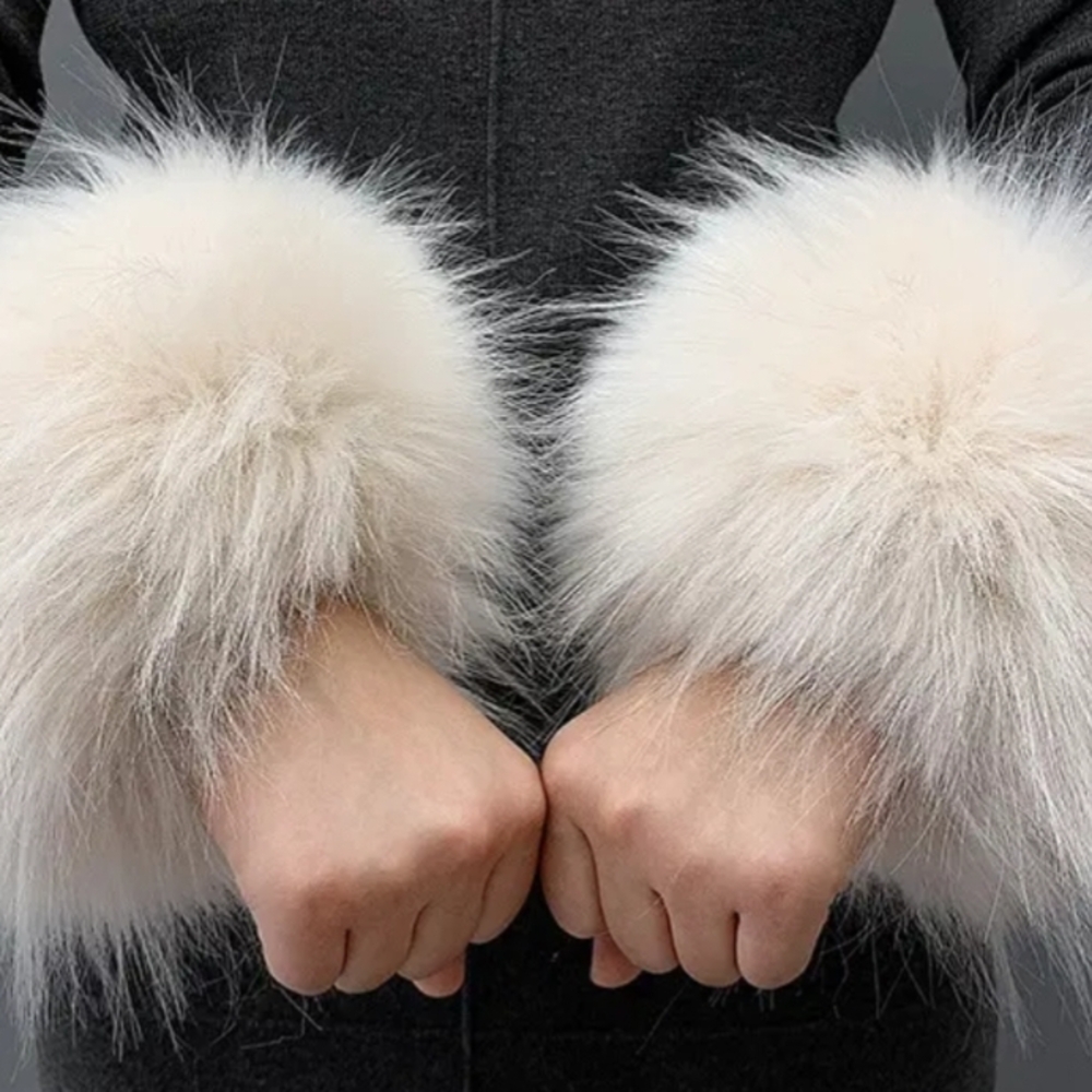 Luxurious Beige  Faux  Fur Cuffs